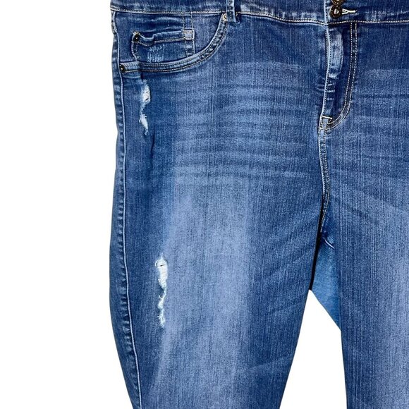 Torrid Womens Plus Skinny Jeans Distressed Detailing Medium Wash Denim SZ 26 - Picture 3 of 10